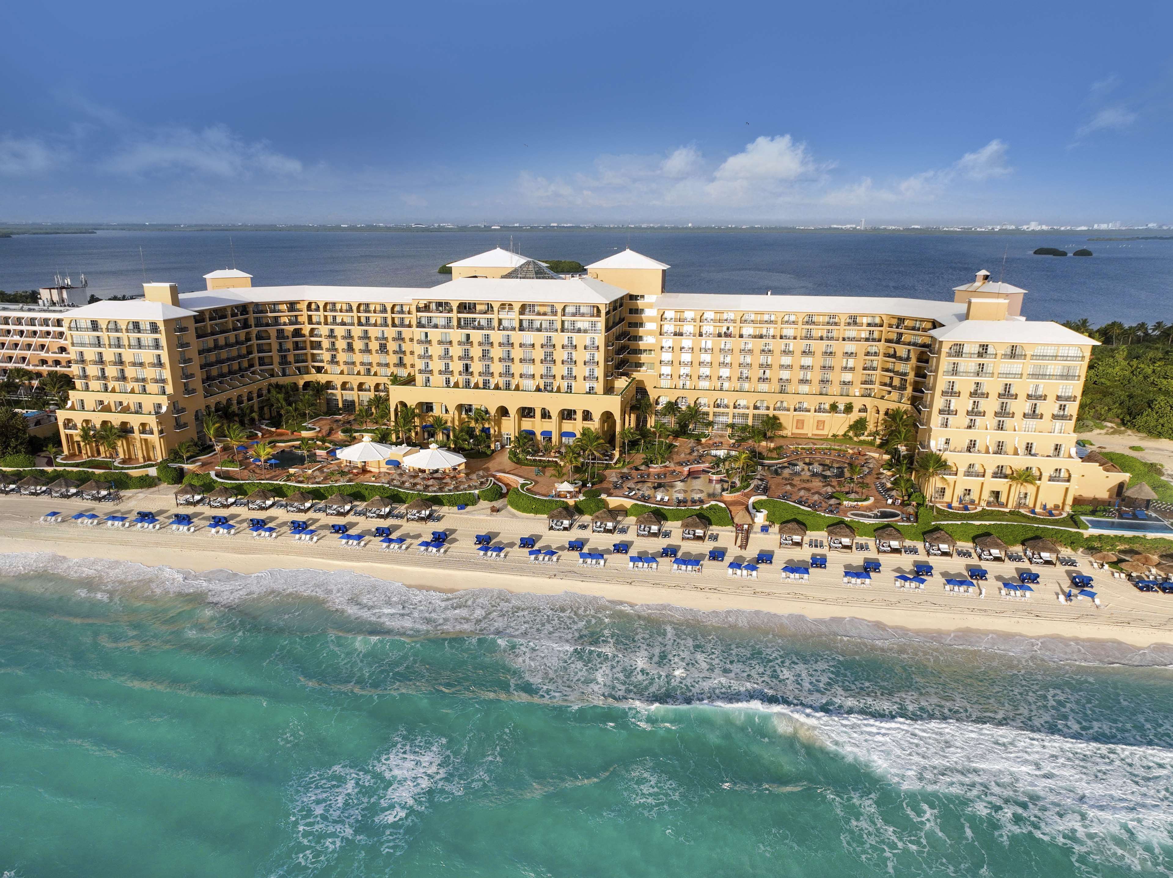Hotel Cancún Paradise